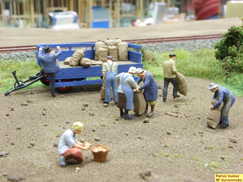 http://patrick.thwoditsch.de/drehscheibe/90gradkurve09.jpg
